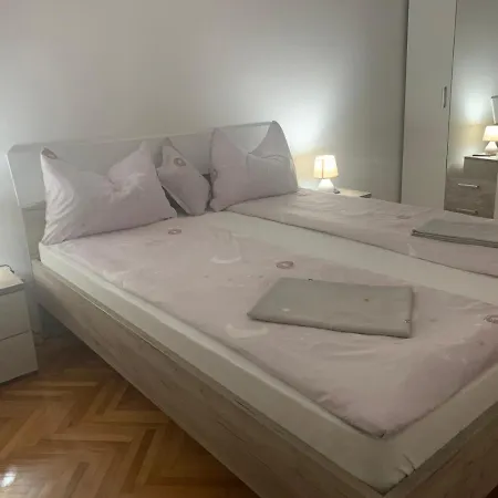 Apartament Lana