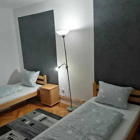 Lana Apartament *